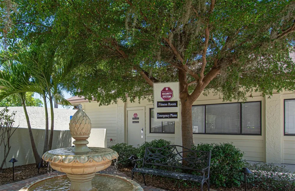 1036 BIRD BAY WAY #281 Venice, FL 34285