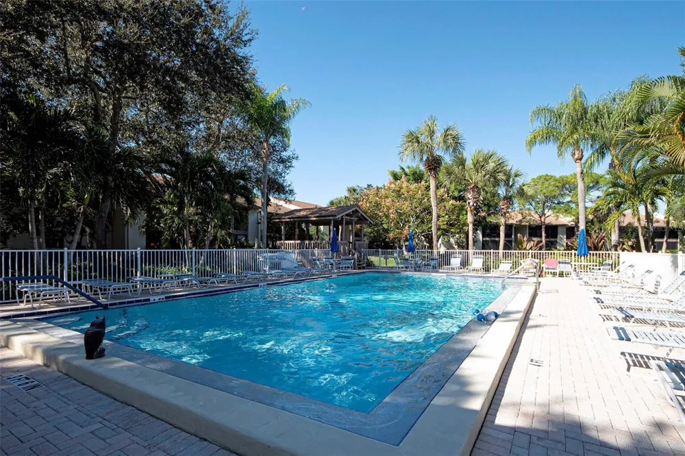 1036 BIRD BAY WAY #281 Venice, FL 34285