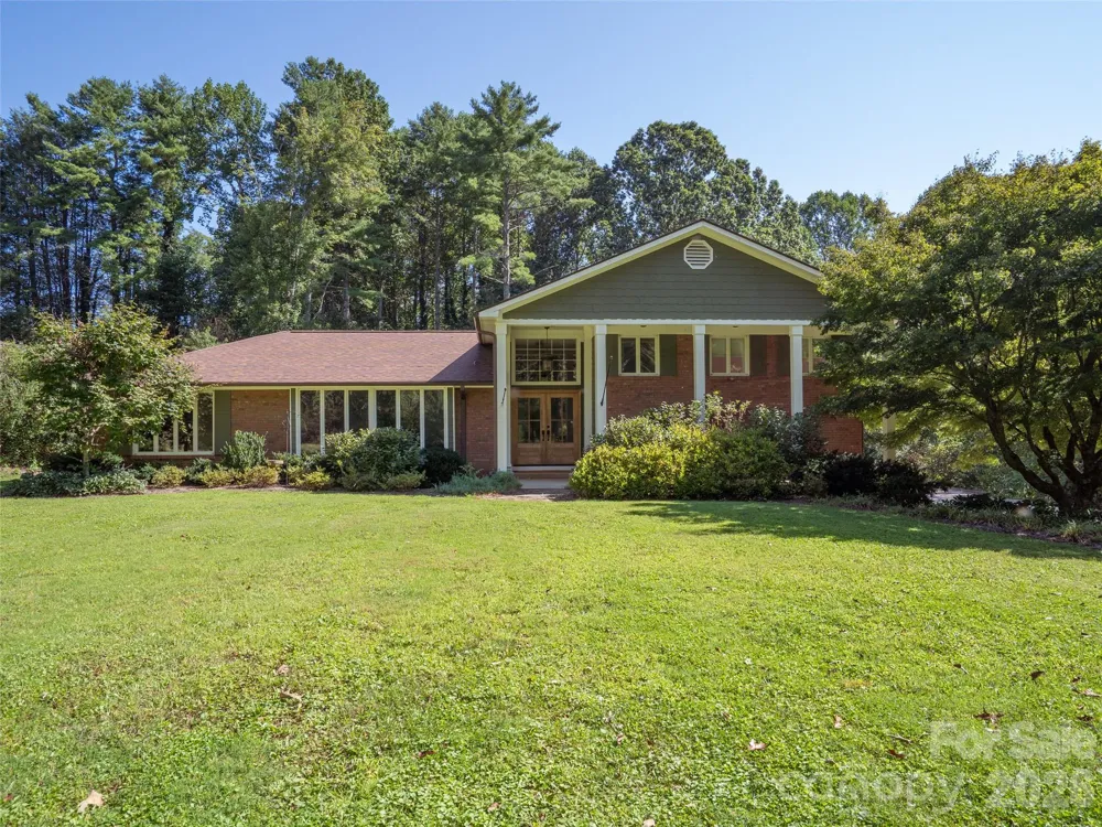 73 Redwood Street Brevard, NC 28712