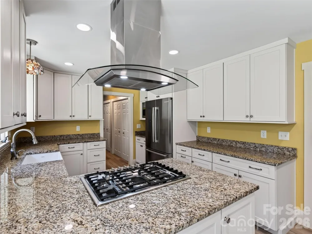 73 Redwood Street Brevard, NC 28712