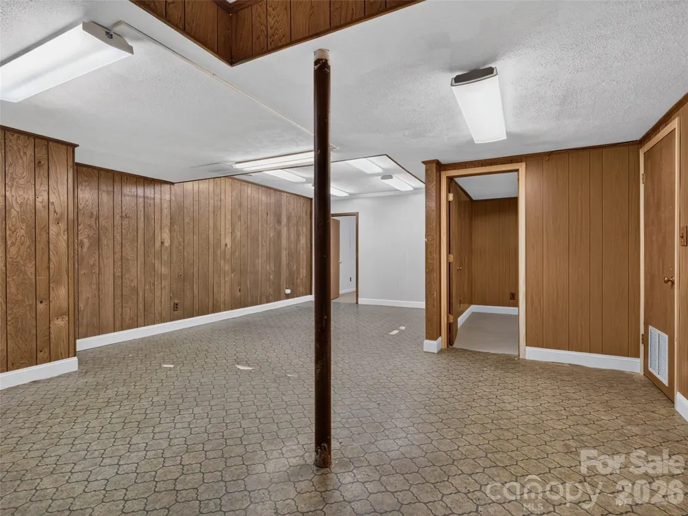 73 Redwood Street Brevard, NC 28712