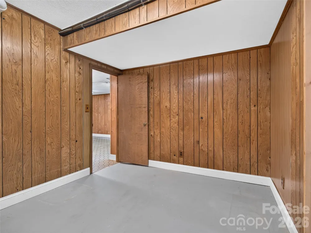 73 Redwood Street Brevard, NC 28712
