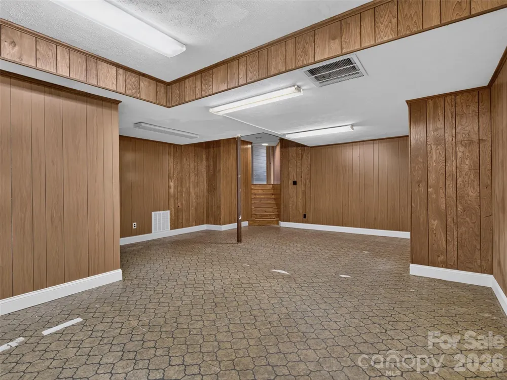 73 Redwood Street Brevard, NC 28712