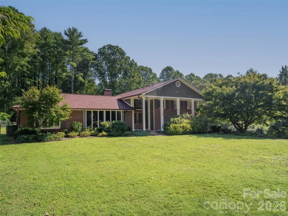 73 Redwood Street Brevard, NC 28712