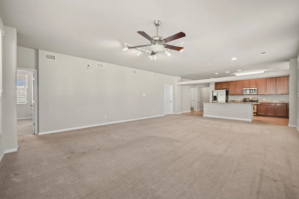 4032 Mather Kyle, TX 78640