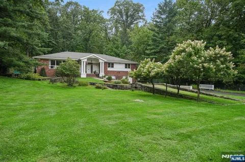 63 Fells Road
