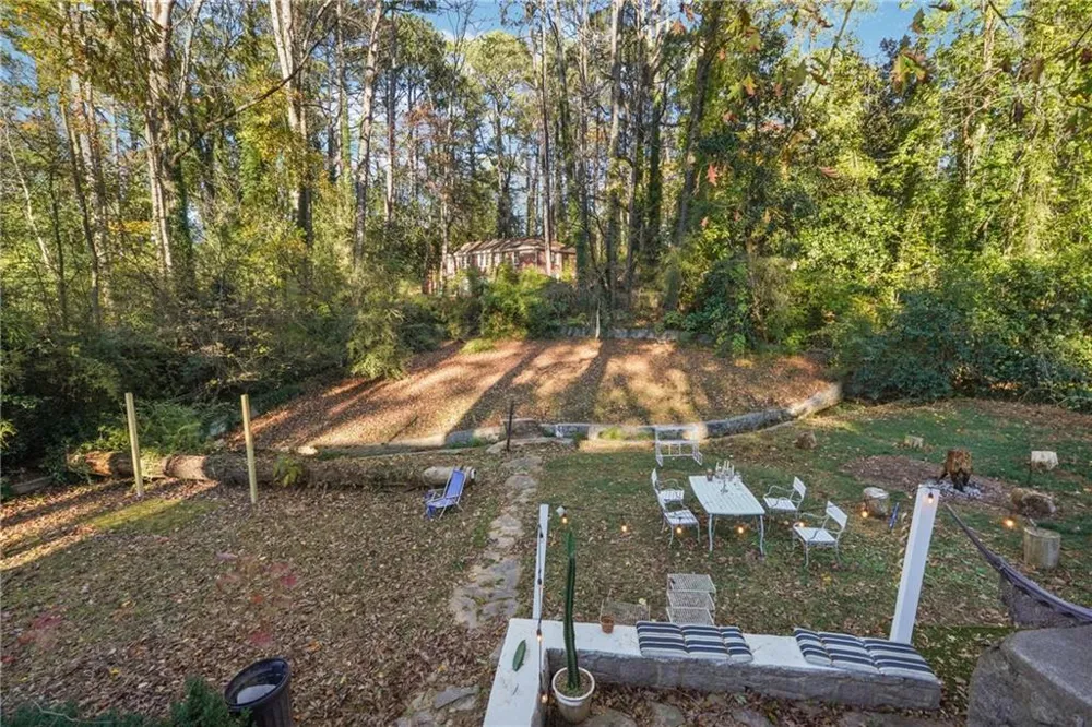 2073 E Roxboro Road NE #B Brookhaven, GA 30324