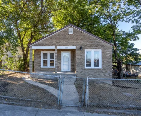 185 E Roller Avenue