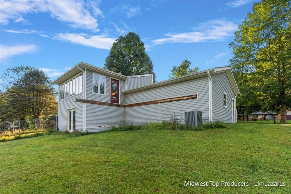 11152 Southbrook Drive Ceresco, MI 49033