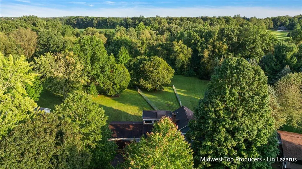 11152 Southbrook Drive Ceresco, MI 49033