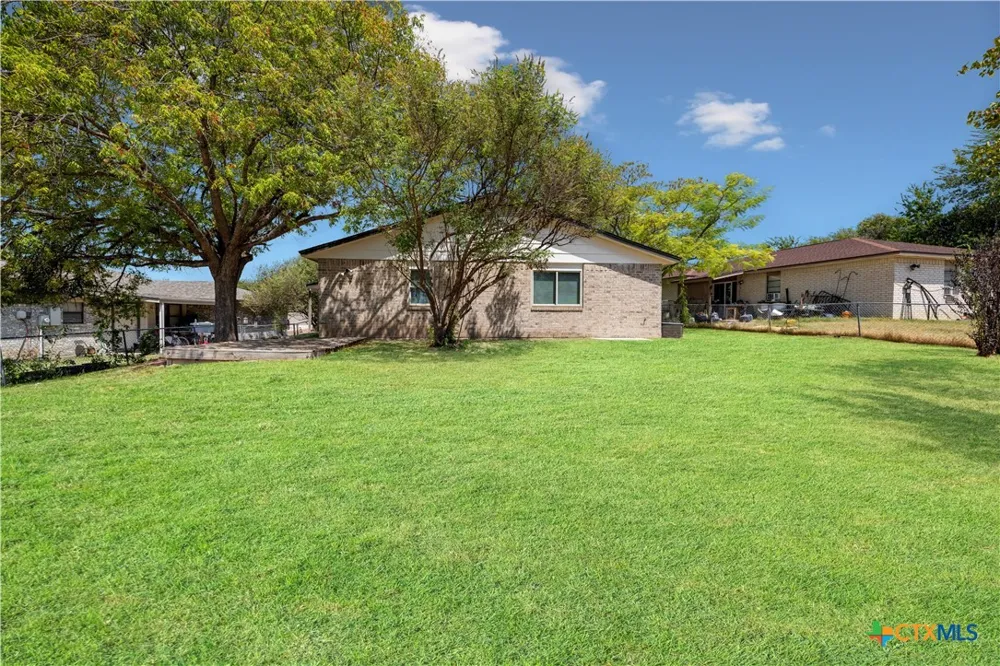 2808 Schwald Road Killeen, TX 76543