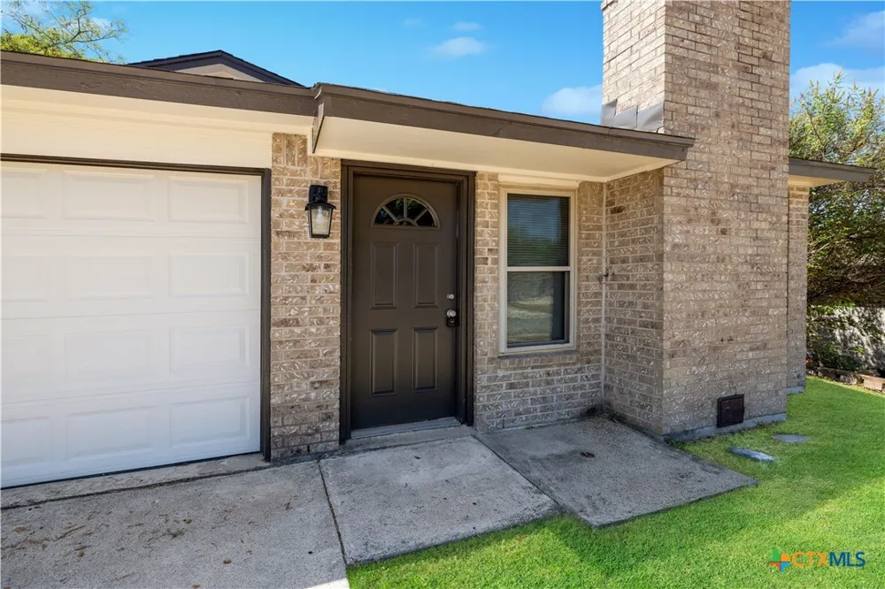 2808 Schwald Road Killeen, TX 76543