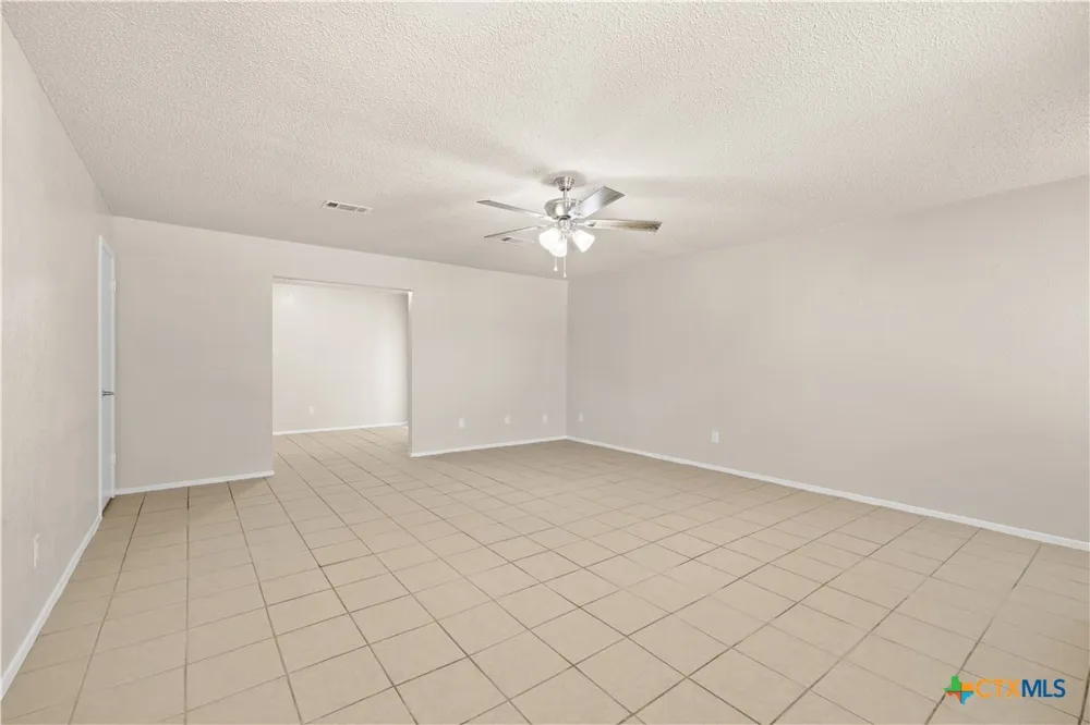 2808 Schwald Road Killeen, TX 76543