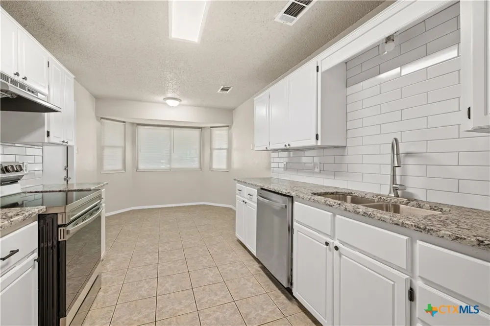 2808 Schwald Road Killeen, TX 76543