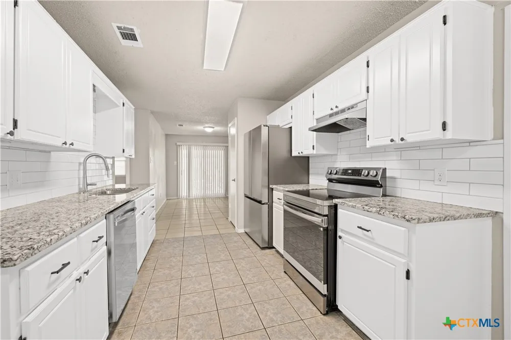 2808 Schwald Road Killeen, TX 76543