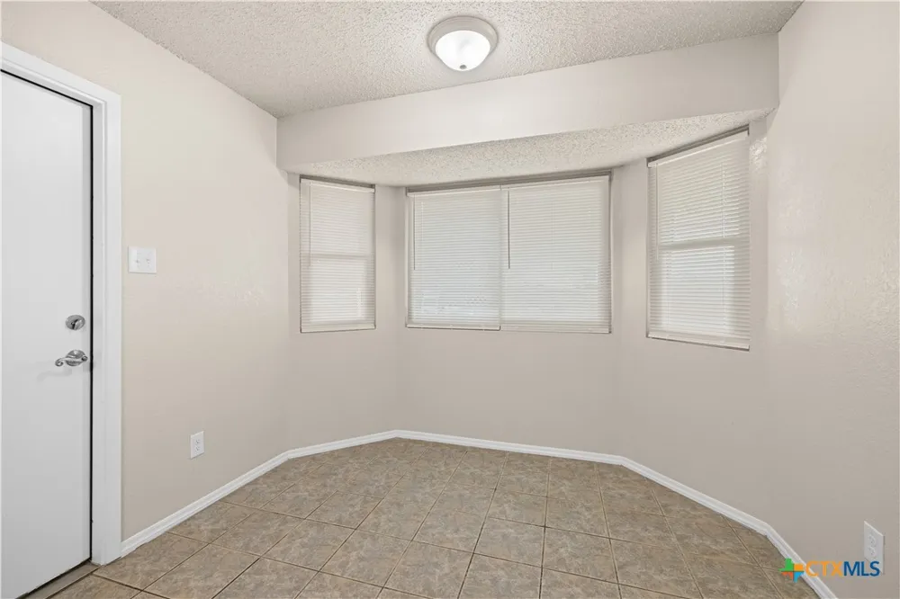 2808 Schwald Road Killeen, TX 76543