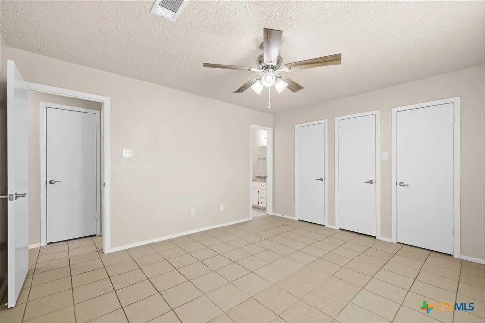 2808 Schwald Road Killeen, TX 76543