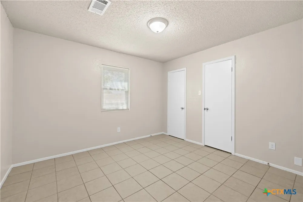 2808 Schwald Road Killeen, TX 76543