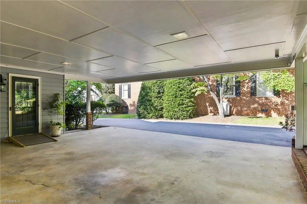 311 Muirfield Drive Winston-Salem, NC 27106