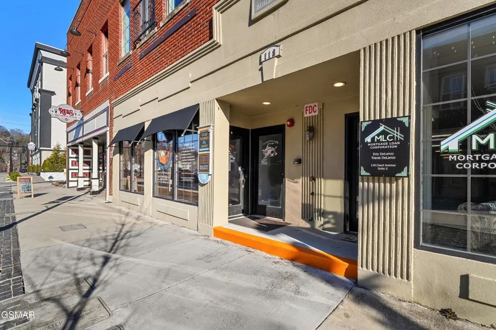 118 Court Avenue #6 Sevierville, TN 37862