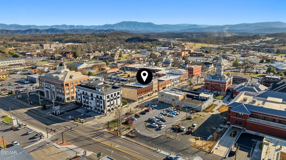 118 Court Avenue #6 Sevierville, TN 37862