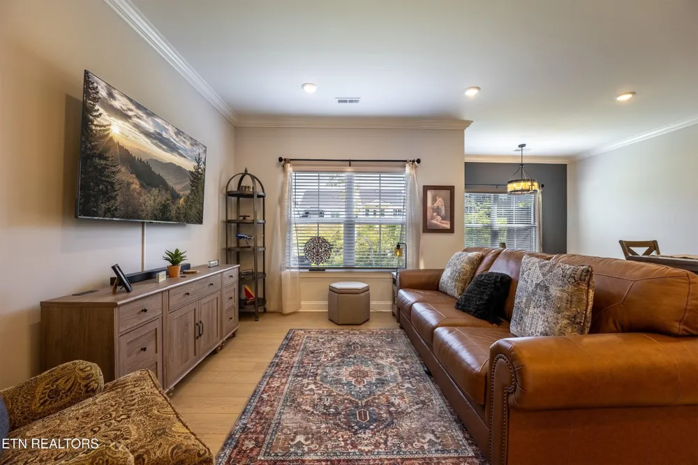 7364 Sun Blossom Lane Knoxville, TN 37924