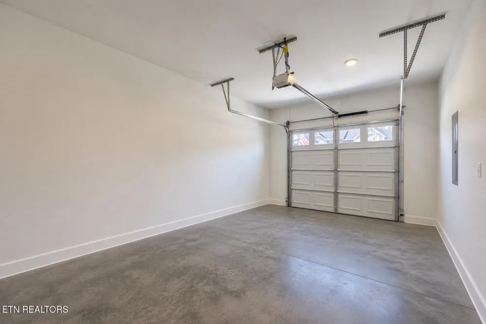 7364 Sun Blossom Lane Knoxville, TN 37924