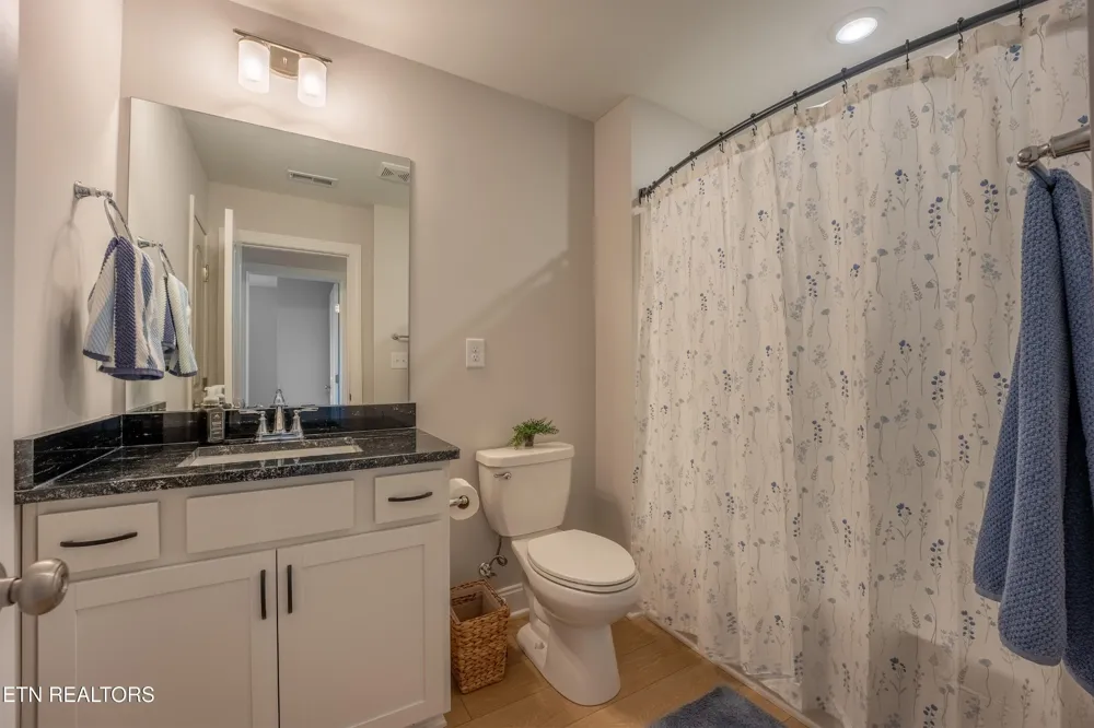 7364 Sun Blossom Lane Knoxville, TN 37924