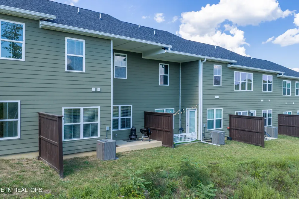 7364 Sun Blossom Lane Knoxville, TN 37924