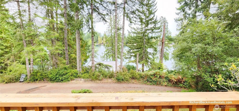 111 E Woodlane Drive Grapeview, WA 98546