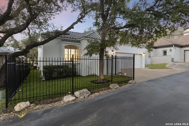 4 WATERFORD GLN San Antonio, TX 78257