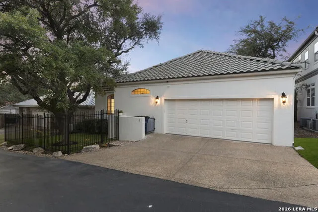 4 WATERFORD GLN San Antonio, TX 78257