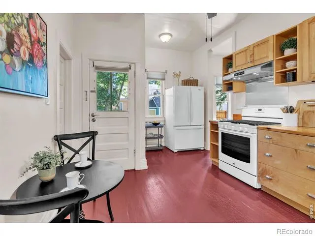 352 Collyer Street Longmont, CO 80501
