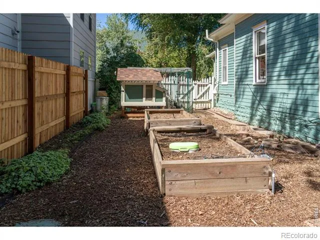 352 Collyer Street Longmont, CO 80501