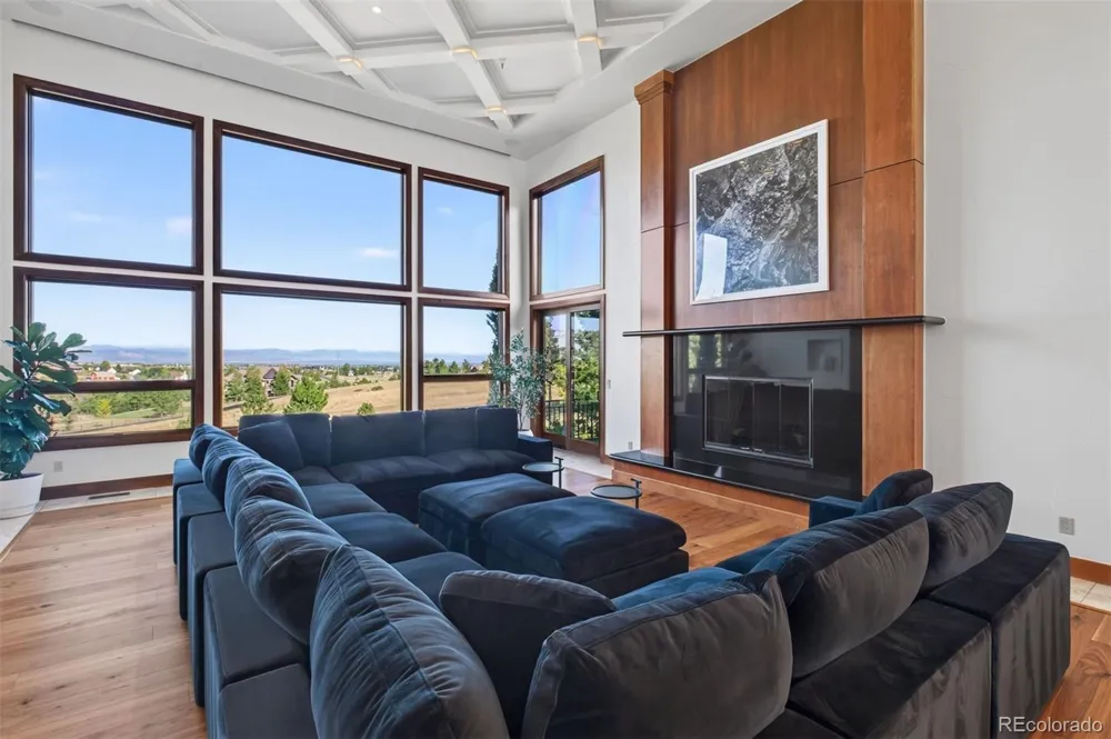 10370 Grande Vista Court Littleton, CO 80124