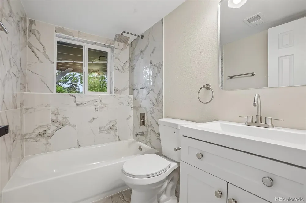 4484 S Eagle Circle Aurora, CO 80015