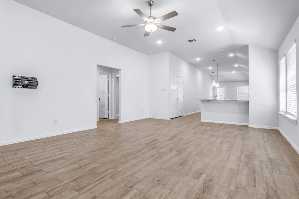 1136 Aragon Trail Mesquite, TX 75149