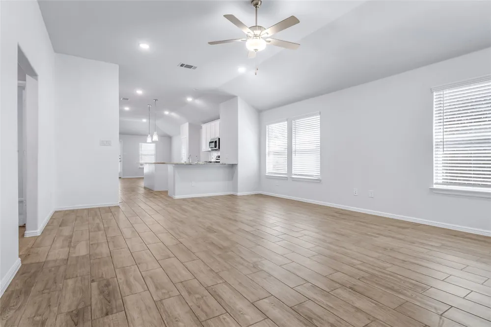1136 Aragon Trail Mesquite, TX 75149