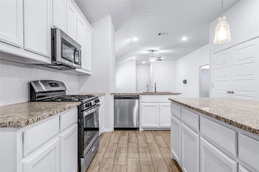 1136 Aragon Trail Mesquite, TX 75149