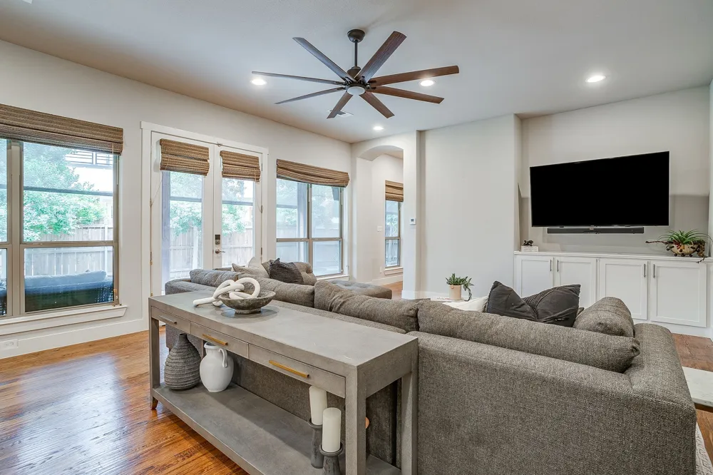 307 Templeton Drive Fort Worth, TX 76107