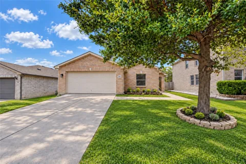 1641 Knight Trail