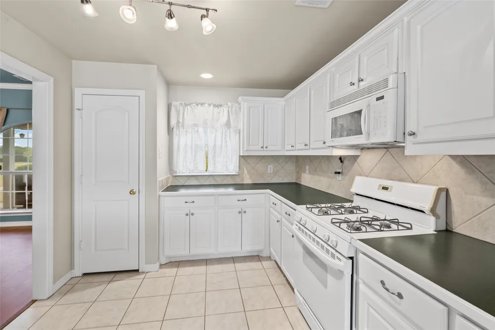 8019 Irma Drive Royse City, TX 75189