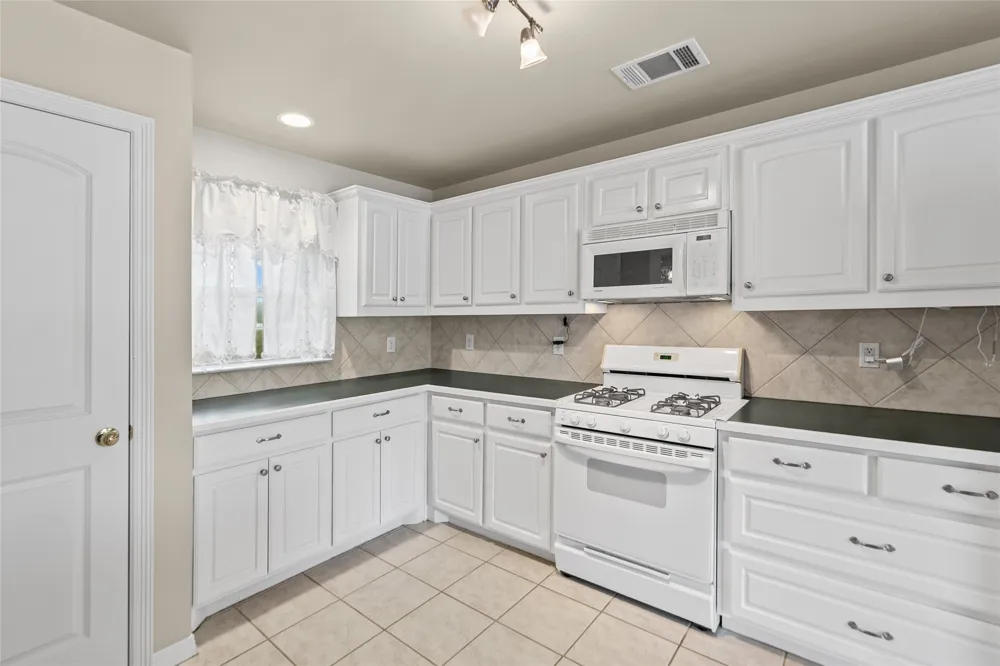 8019 Irma Drive Royse City, TX 75189