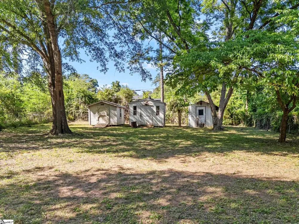 255 Hazelwood Avenue Spartanburg, SC 29302