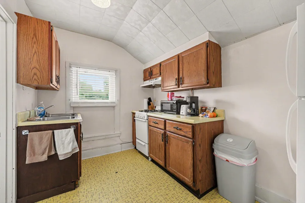 972 Michigan Avenue Adrian, MI 49221