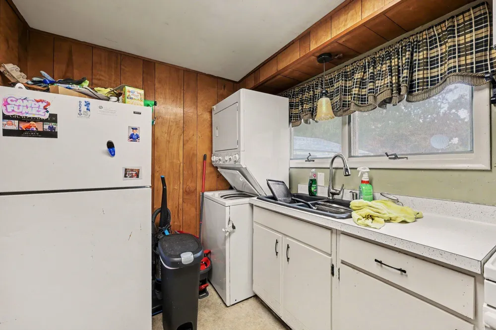 972 Michigan Avenue Adrian, MI 49221