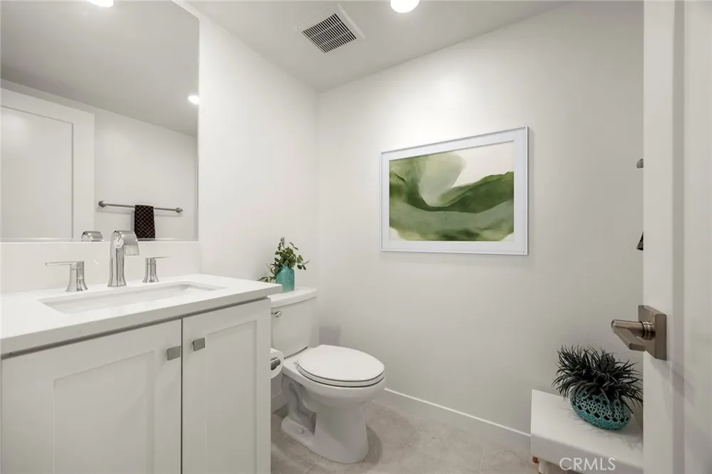 1874 S Westside Drive #38 Anaheim, CA 92805