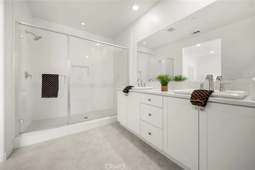 1874 S Westside Drive #38 Anaheim, CA 92805