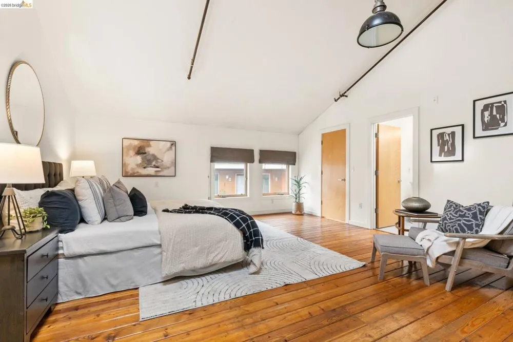 2875 Glascock #209 Oakland, CA 94601