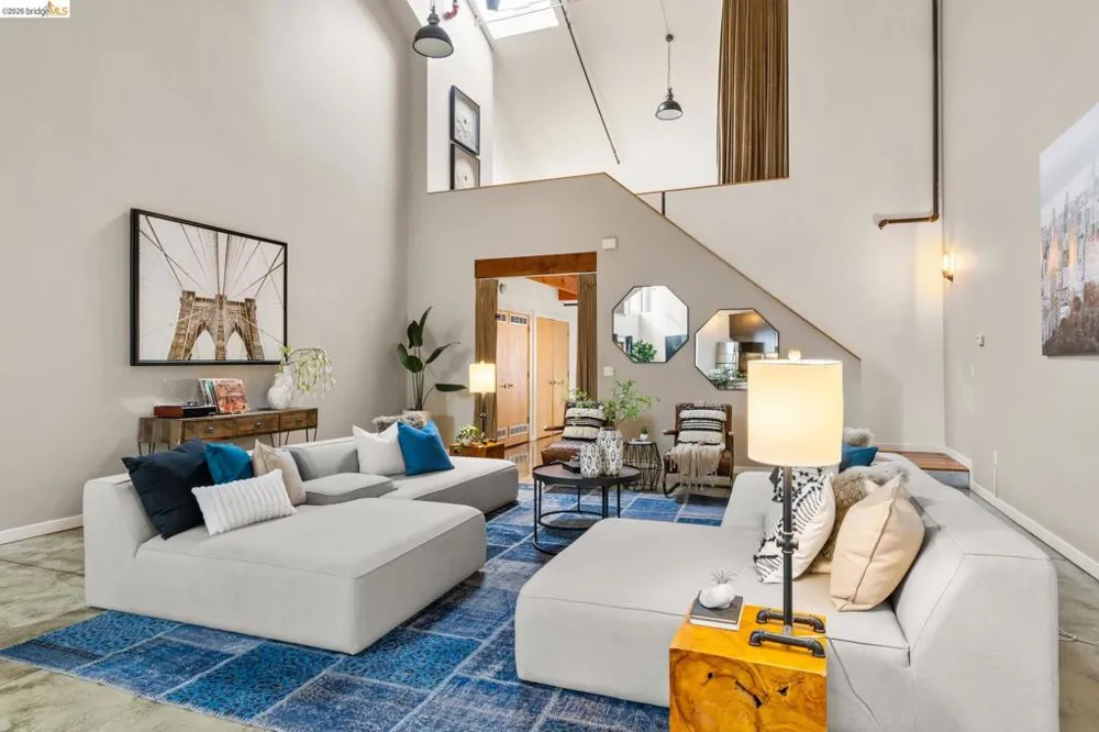 2875 Glascock #209 Oakland, CA 94601